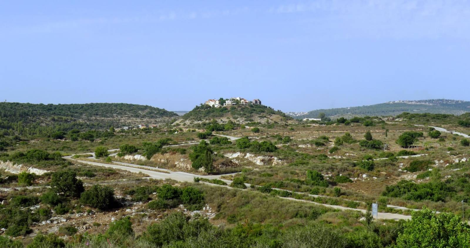 חריש לפני תחילת הבנייה, 2013