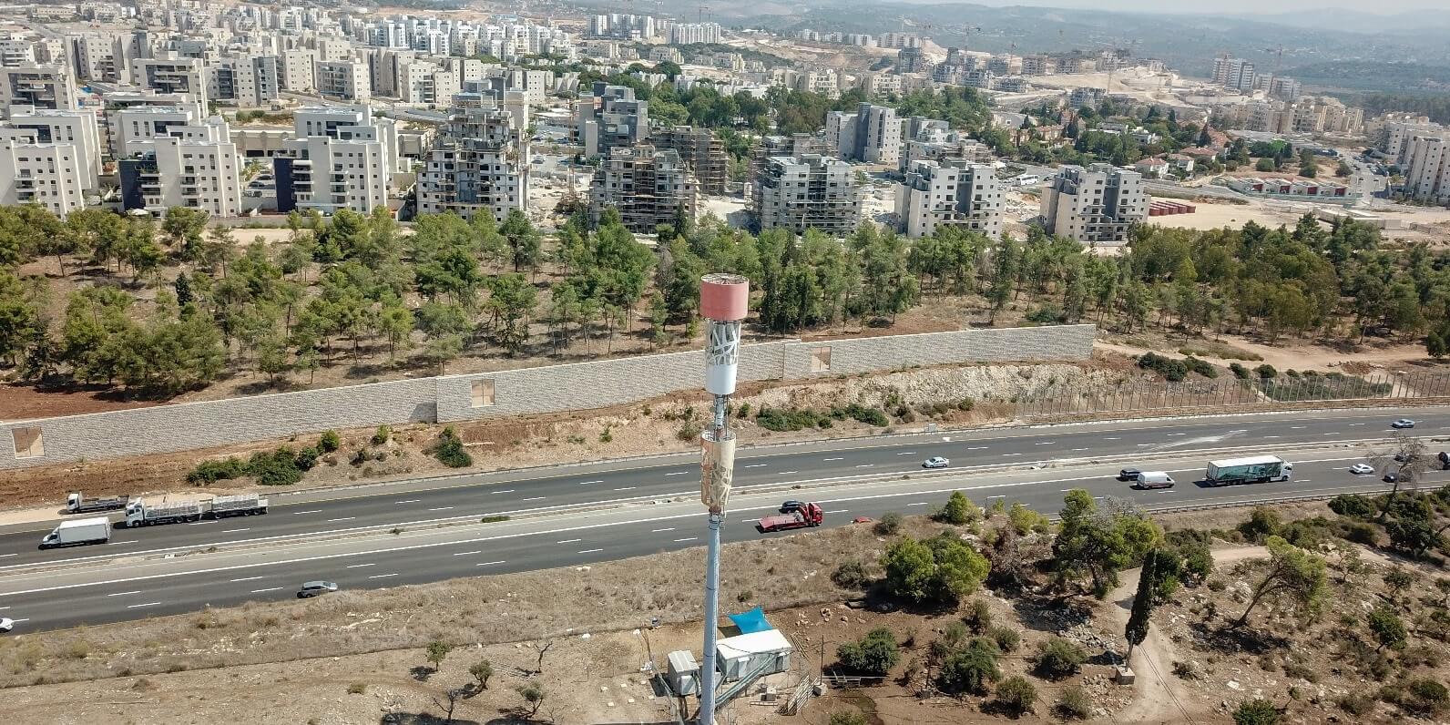 אנטנה סלולרית בחריש