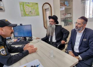 הרב אשר זיגדון הרב שחר אבוטבול רפ"ק ענאן מנצור דוברות המשטרה