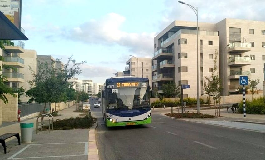 אוטובוס תחבורה ציבורית