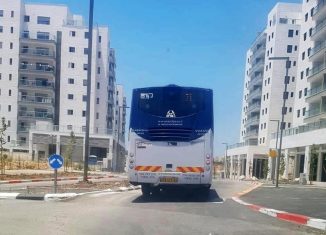 שכונת מעו"ף תחבורה ציבורית אוטובוס צילום דניאל שחר