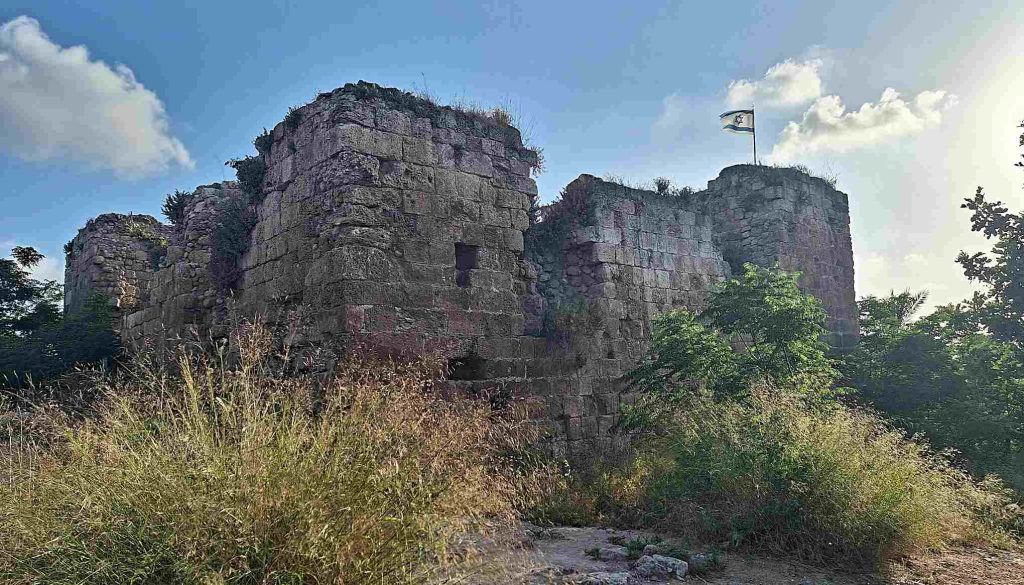 מבצר קאקון מסלול טיול עמיקם הרפז