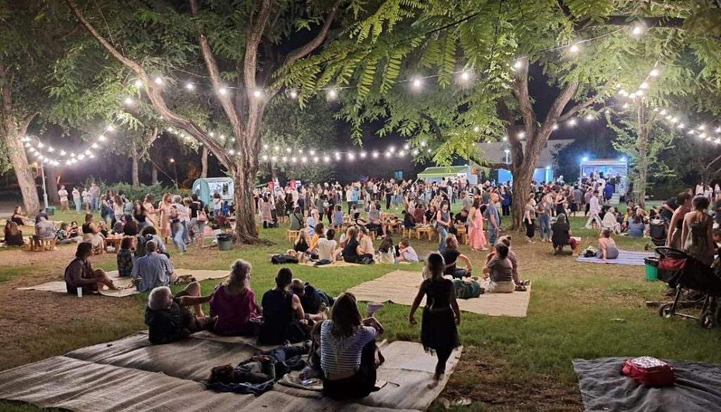 מתחת לפנס 2023 פסטיבל סוכות צילום: רגב גל