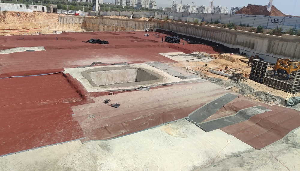 ליאם הנדסה פסגת הטרפז אפריל 2026